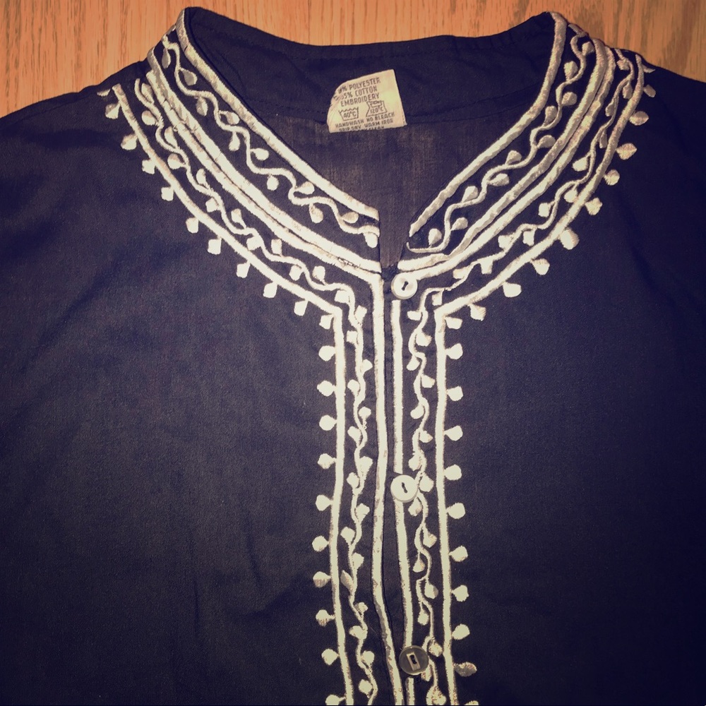 Black & White Top/Blouse